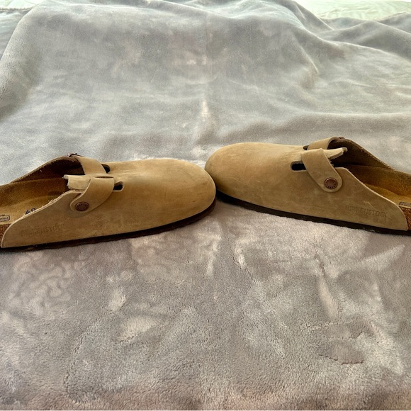 Birkenstock Women’s Suede Boston Clogs - Picture 10 of 10